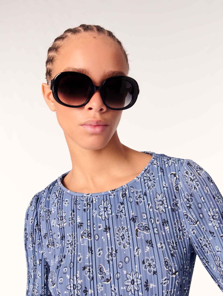 Patterned pleated dress