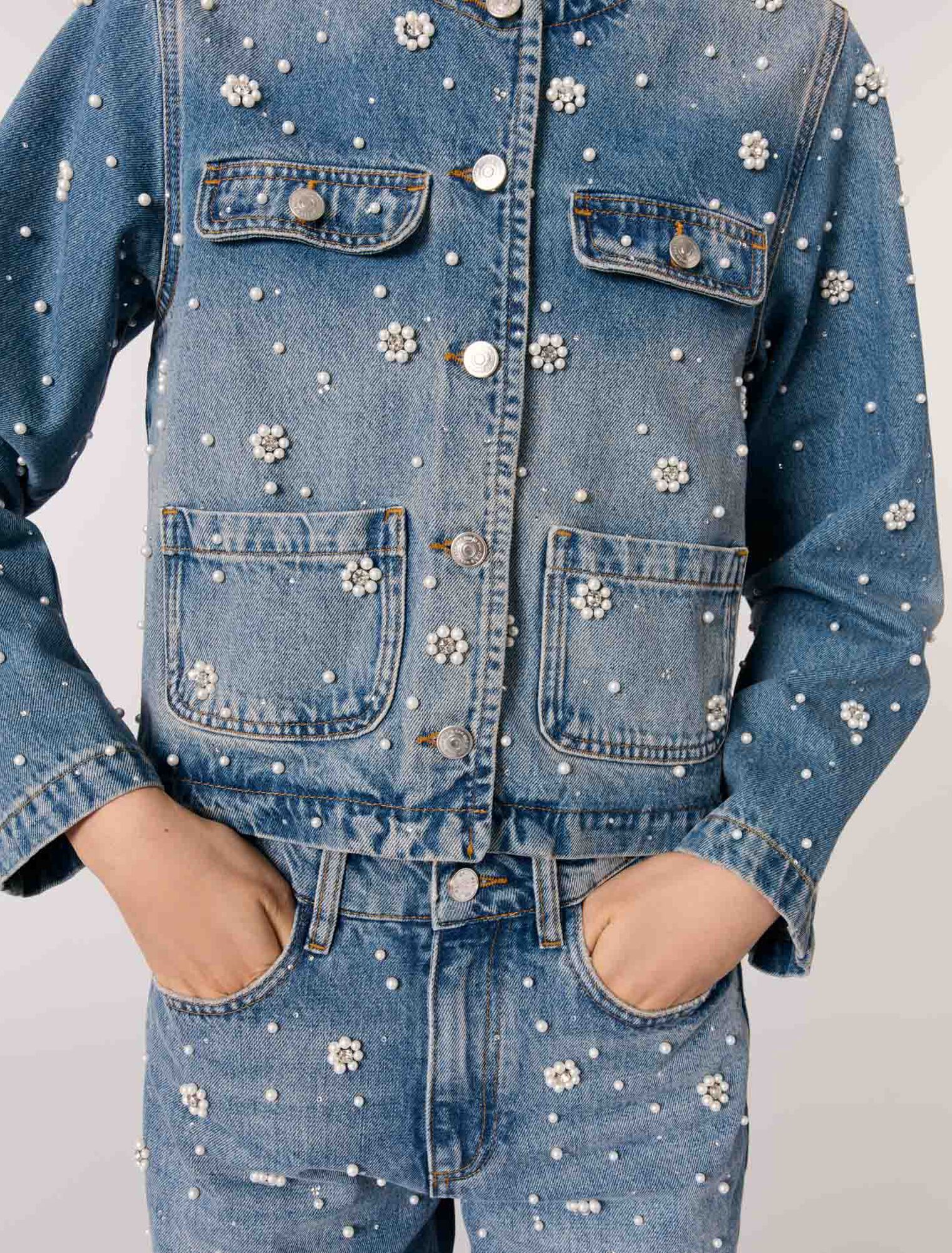 Embroidered denim jacket 
