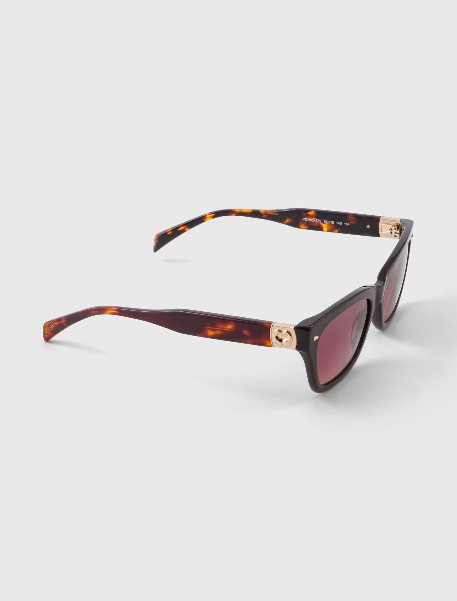 Rectangular acetate glasses