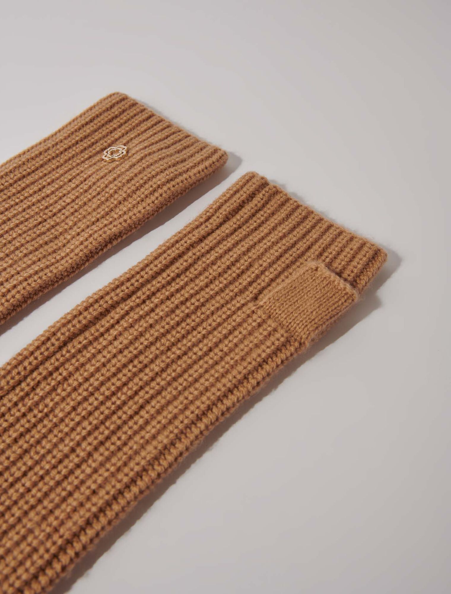 Wool and cashmere mittens