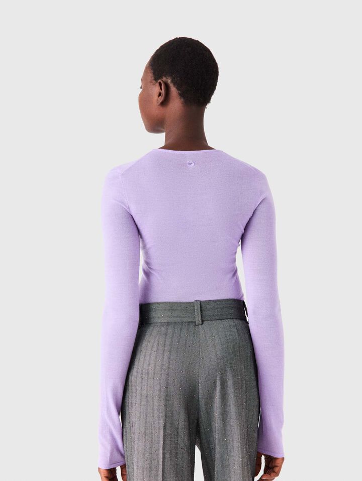 Second-skin round neck jumper
