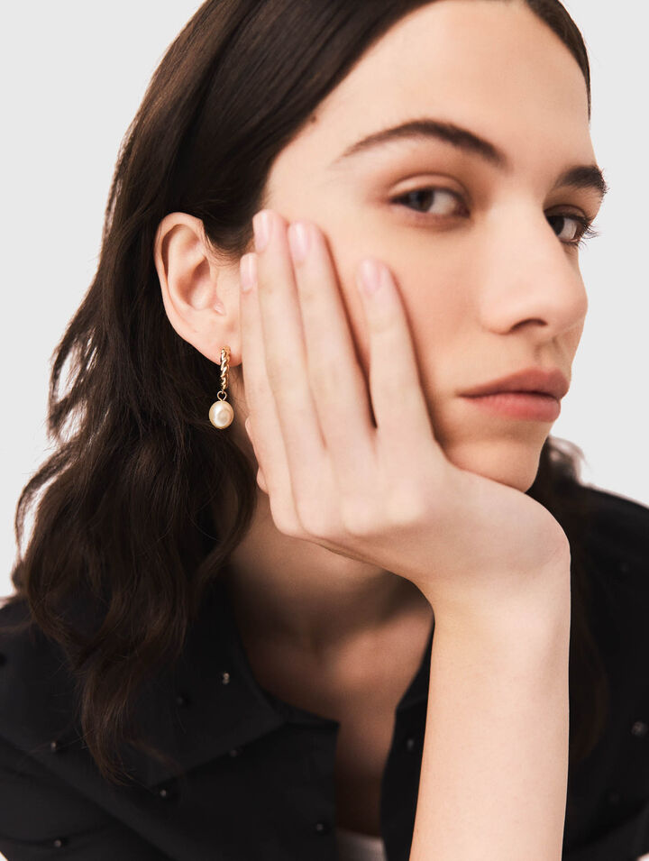 Twisted bead hoop earrings