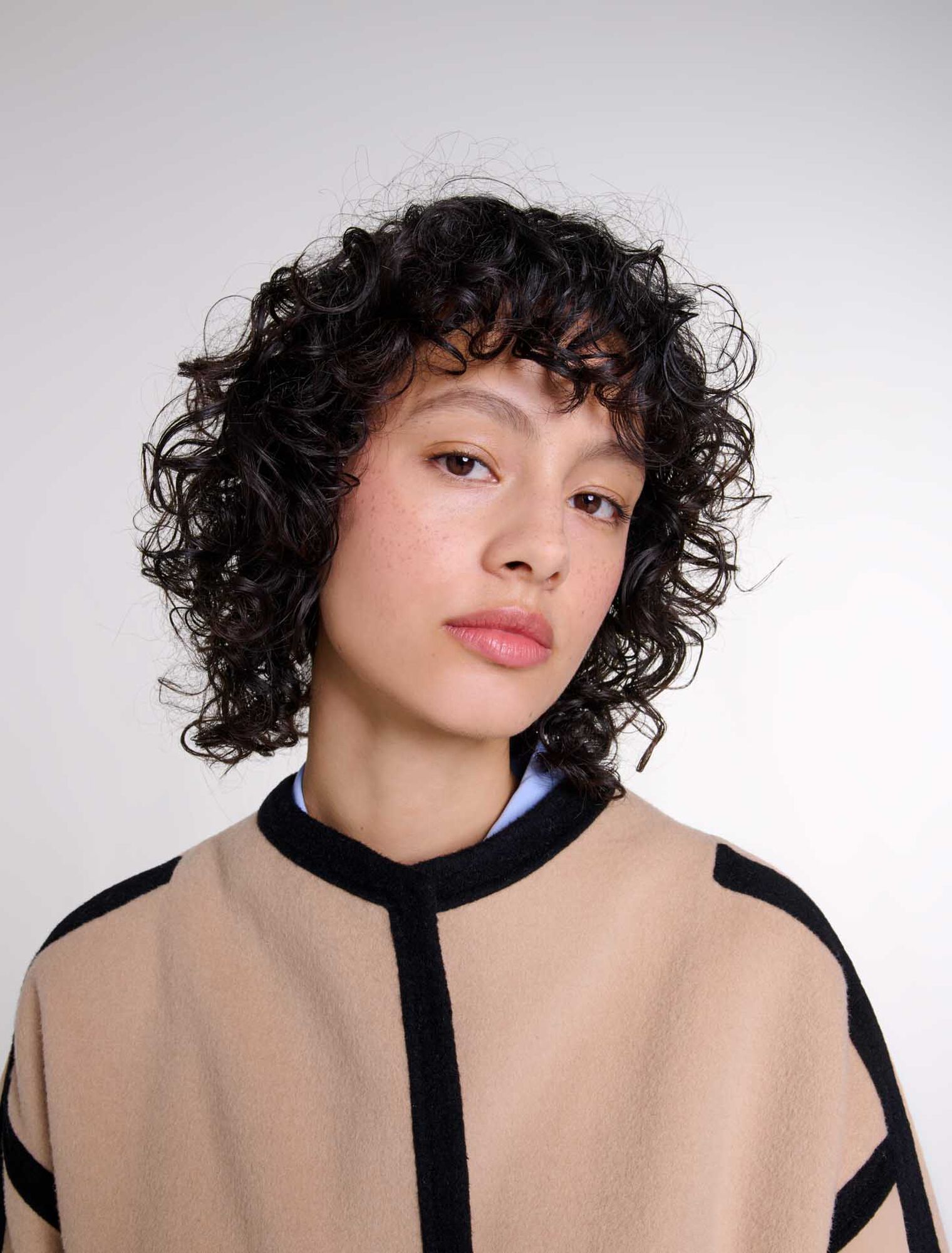Short two-tone coat
