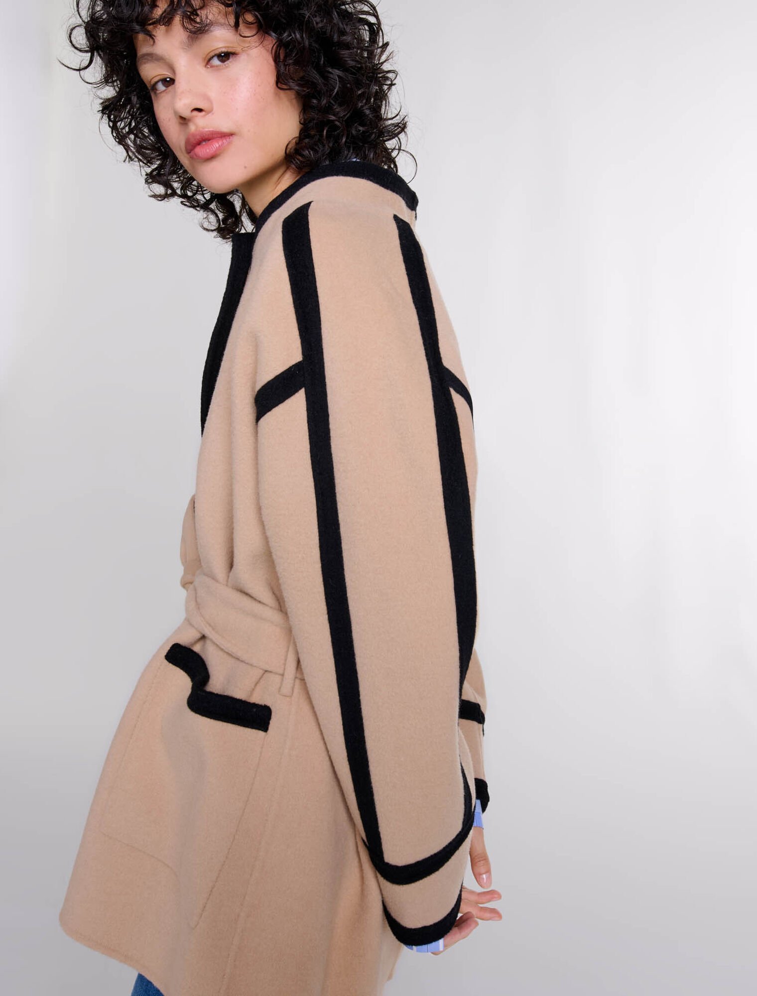 Short two-tone coat