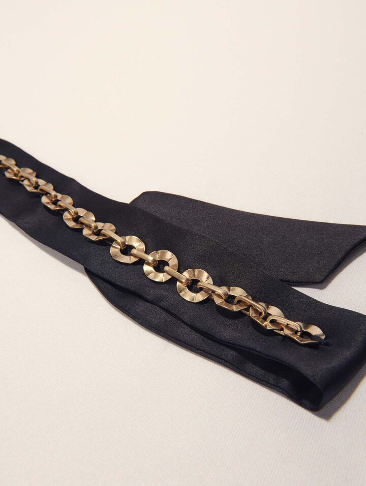 Twill with chain