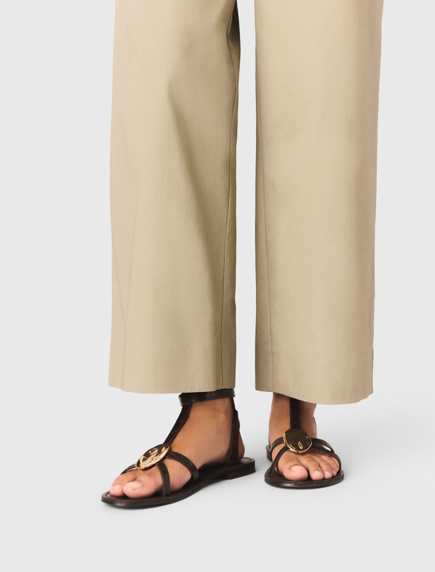 Flat leather strap sandals