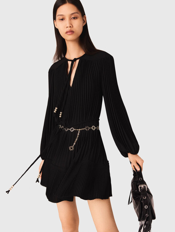 Short pleated dress
