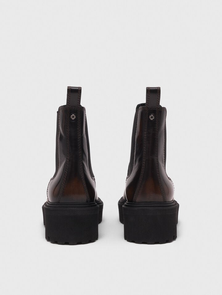 Chelsea boots