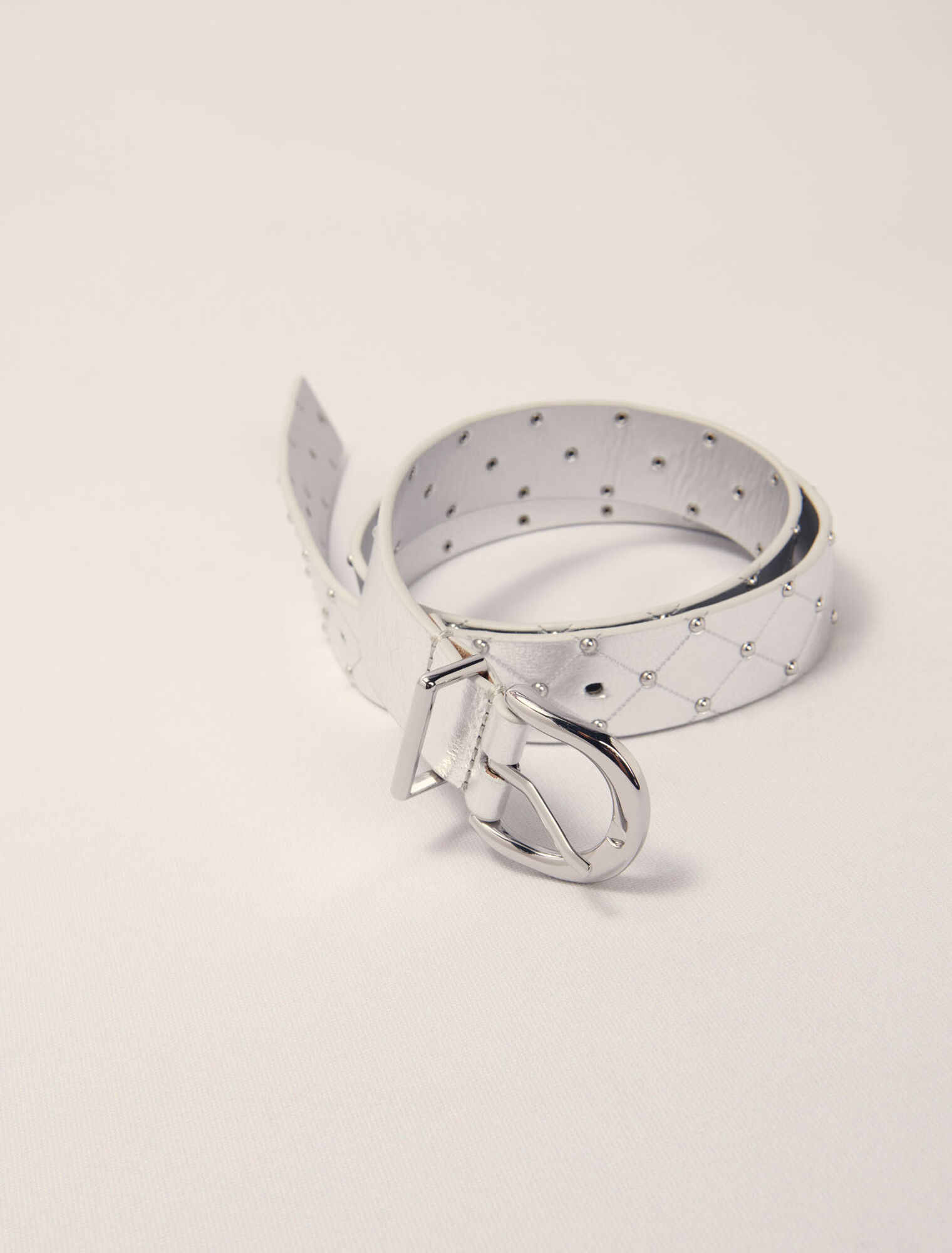 Quilted metallic leather belt