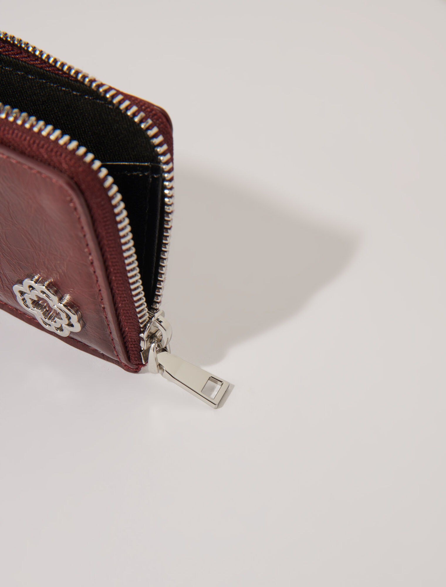 Crackled leather cardholder