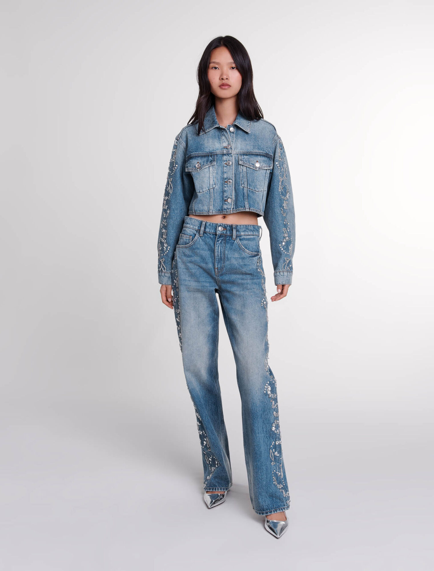 Embroidered jeans 