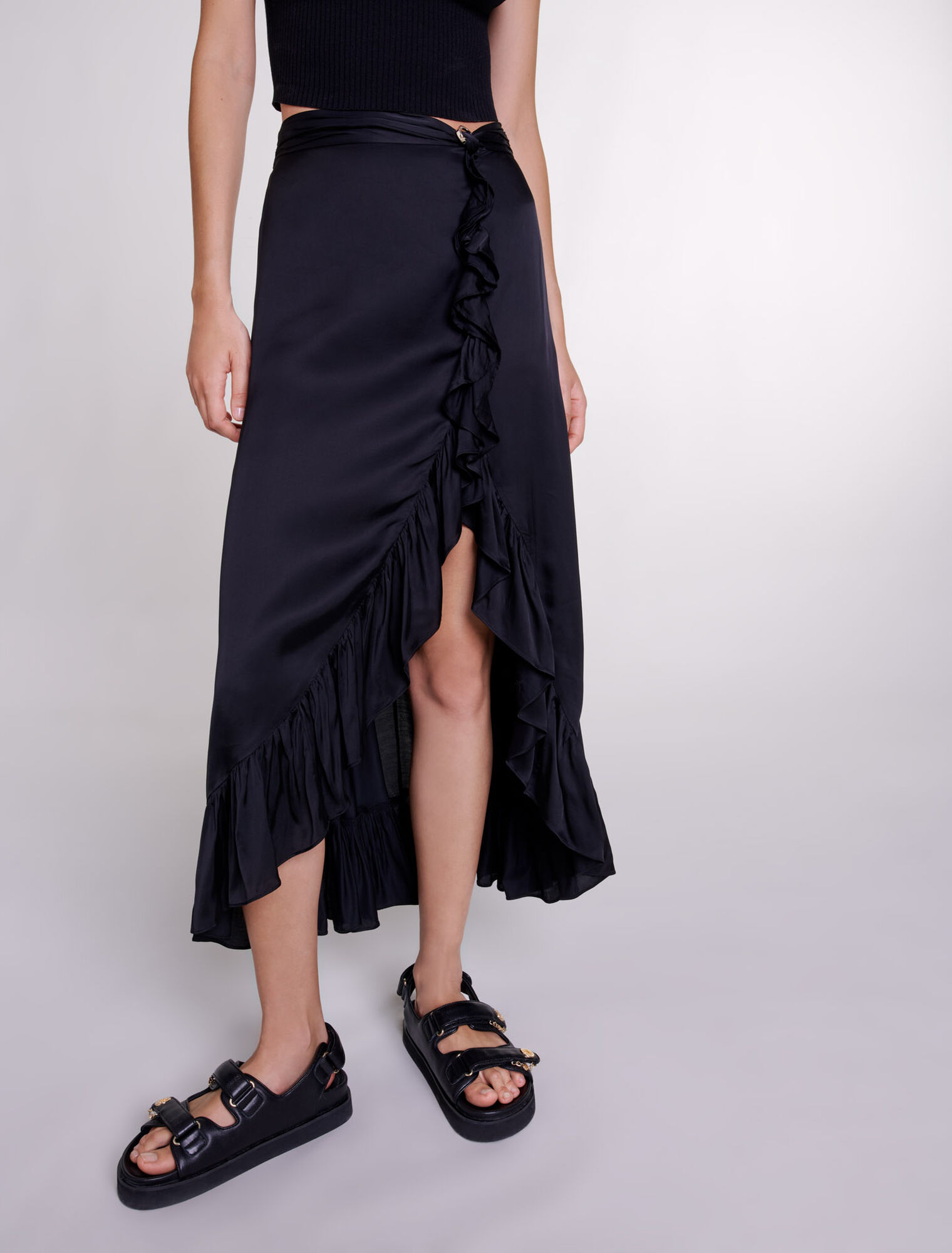 Long satin-effect ruffled skirt
