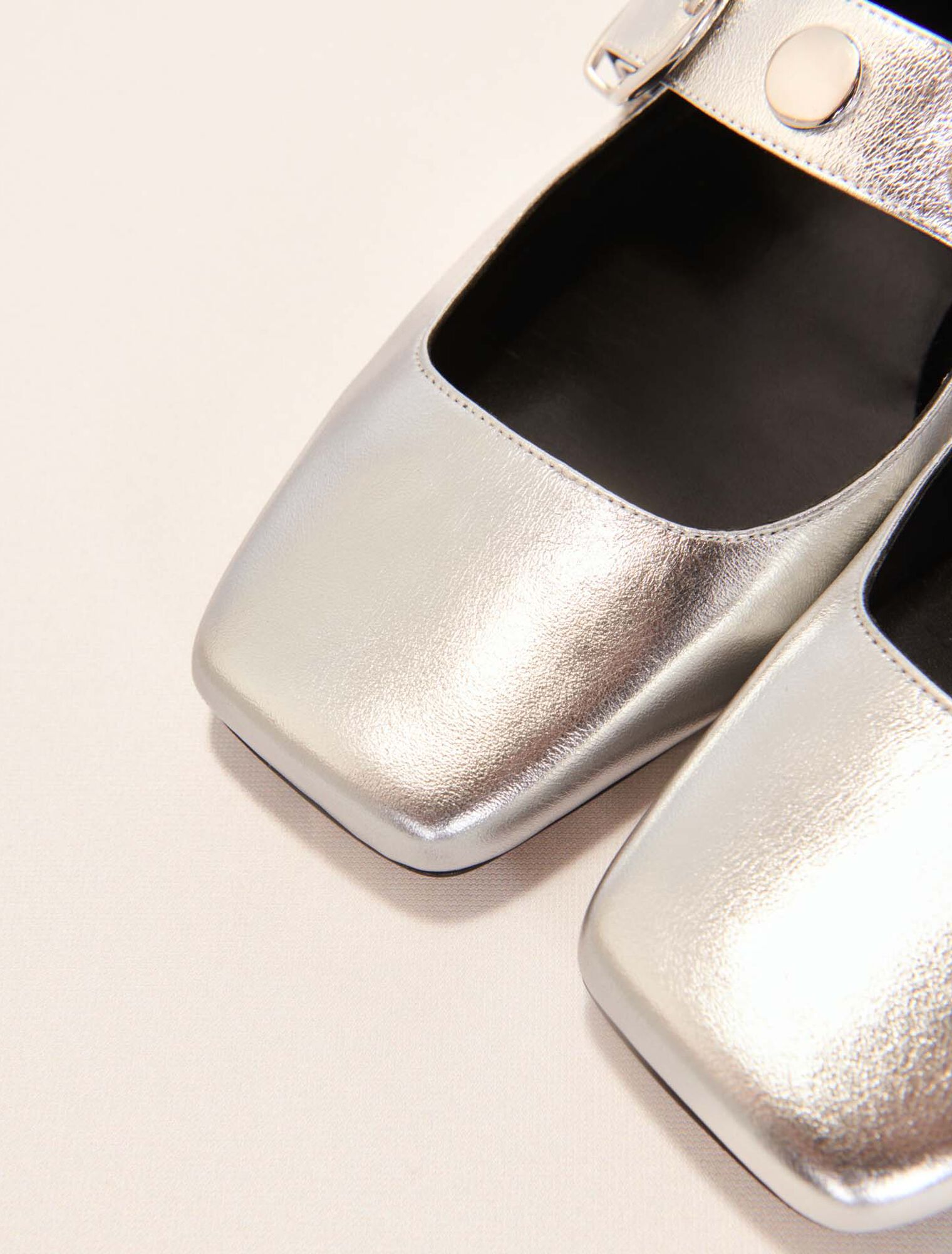 Metallic leather Mary Janes