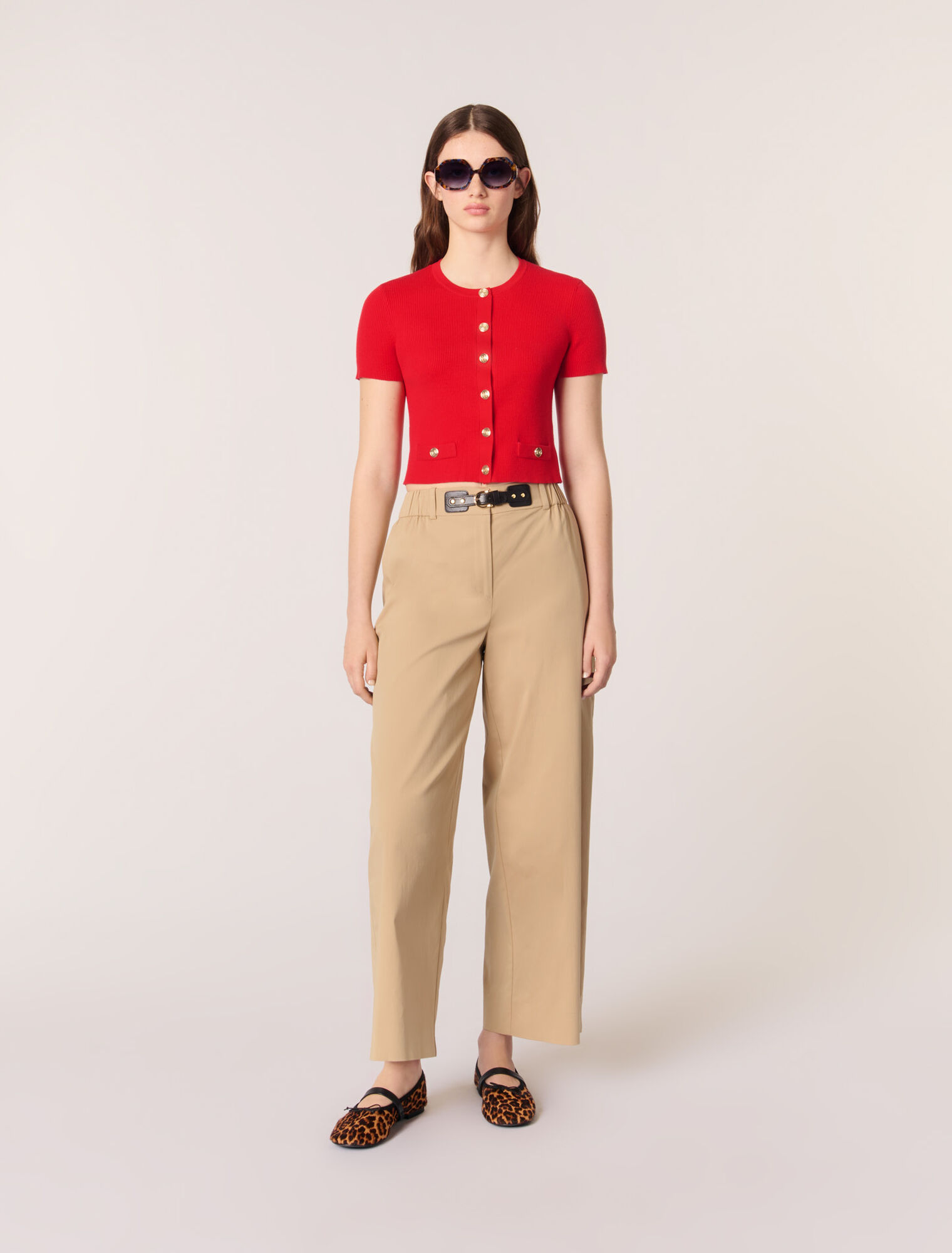 Cropped cardigan with gold buttons