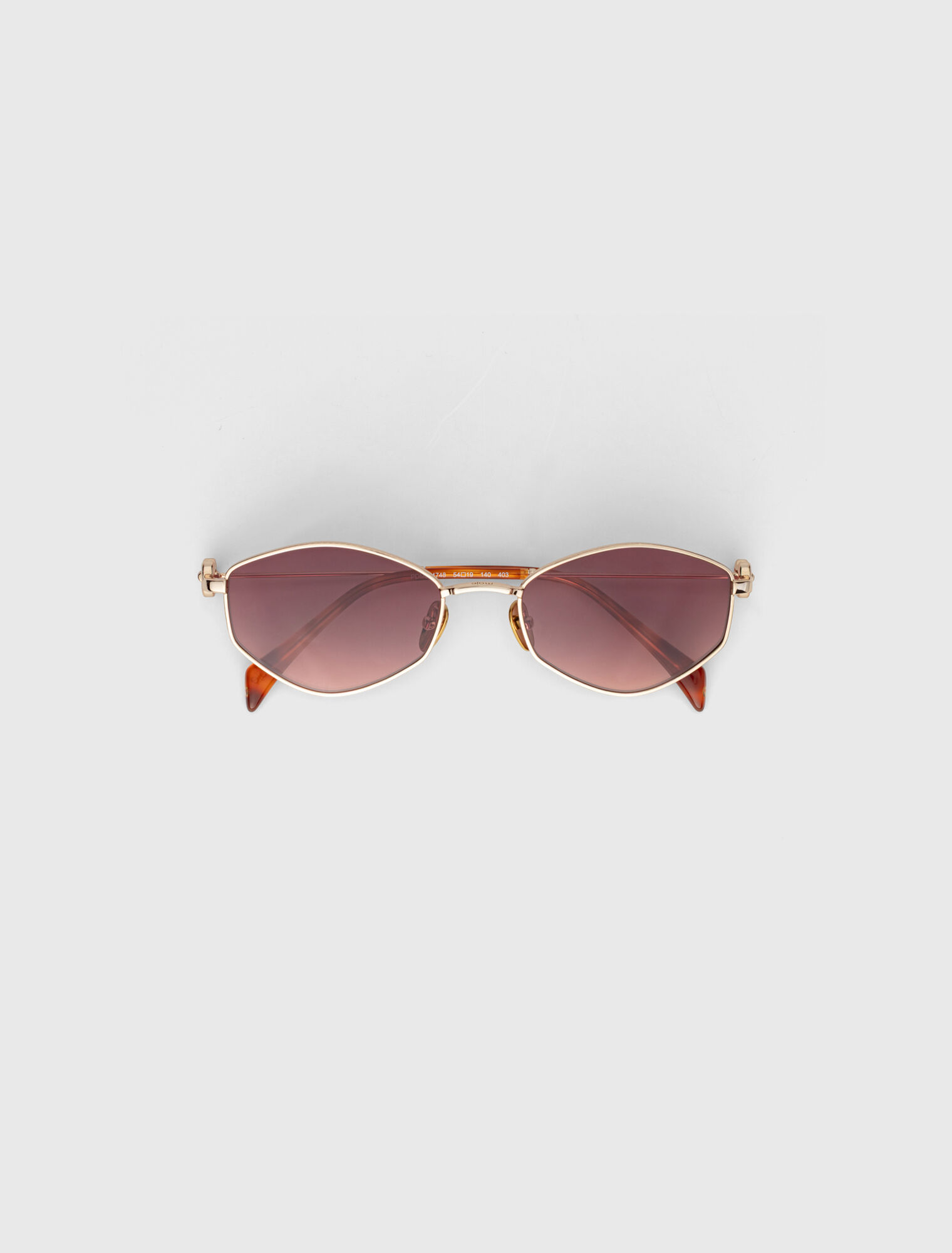 Faceted oval metal glasses