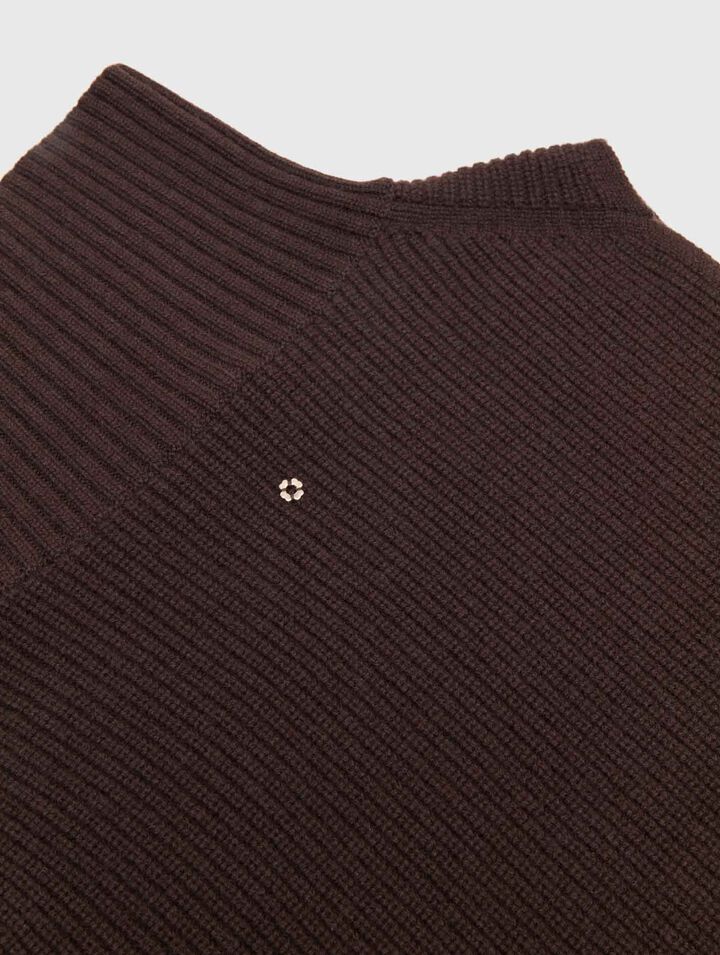 Wool and cashmere collar