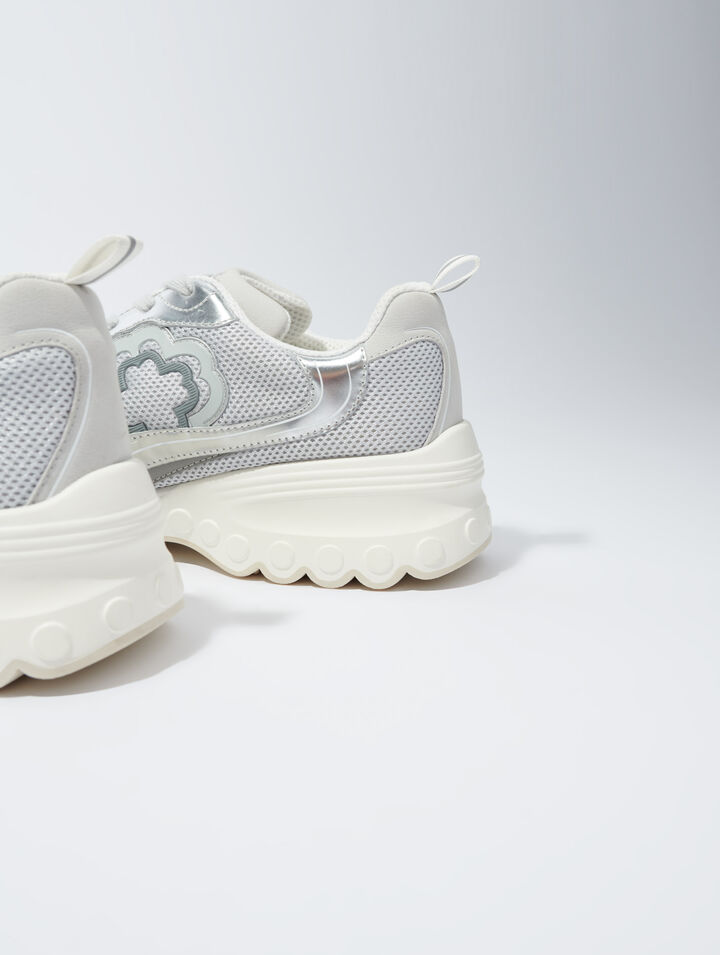 M Sneakers
