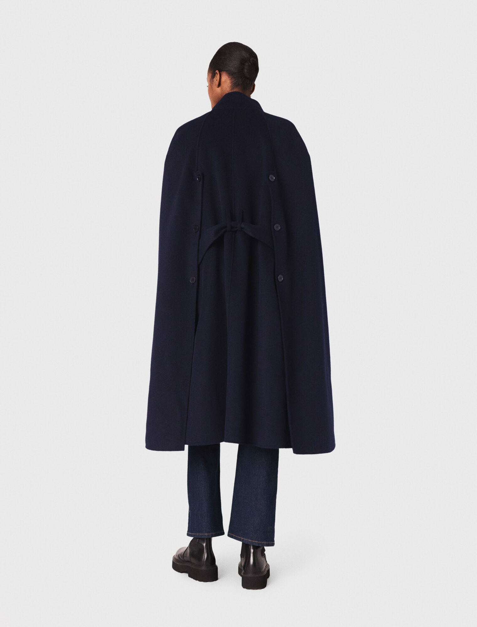 Long double-faced coat with cape