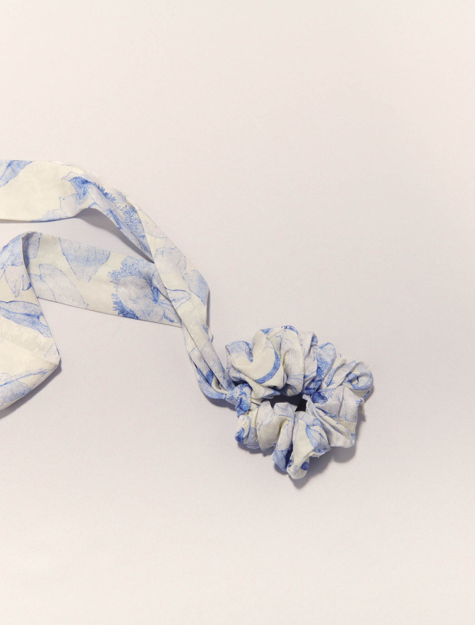 Watercolour theme scrunchie