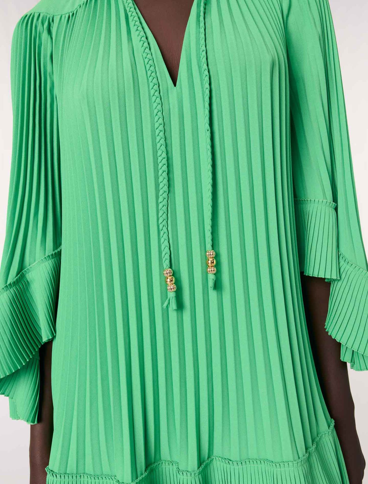 Short pleated dress