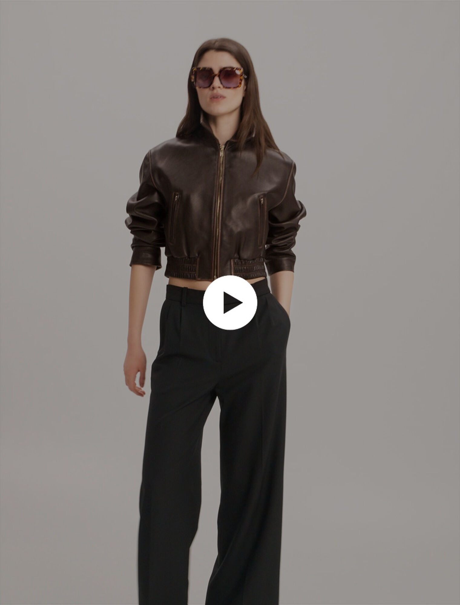 Wide-leg suit trousers