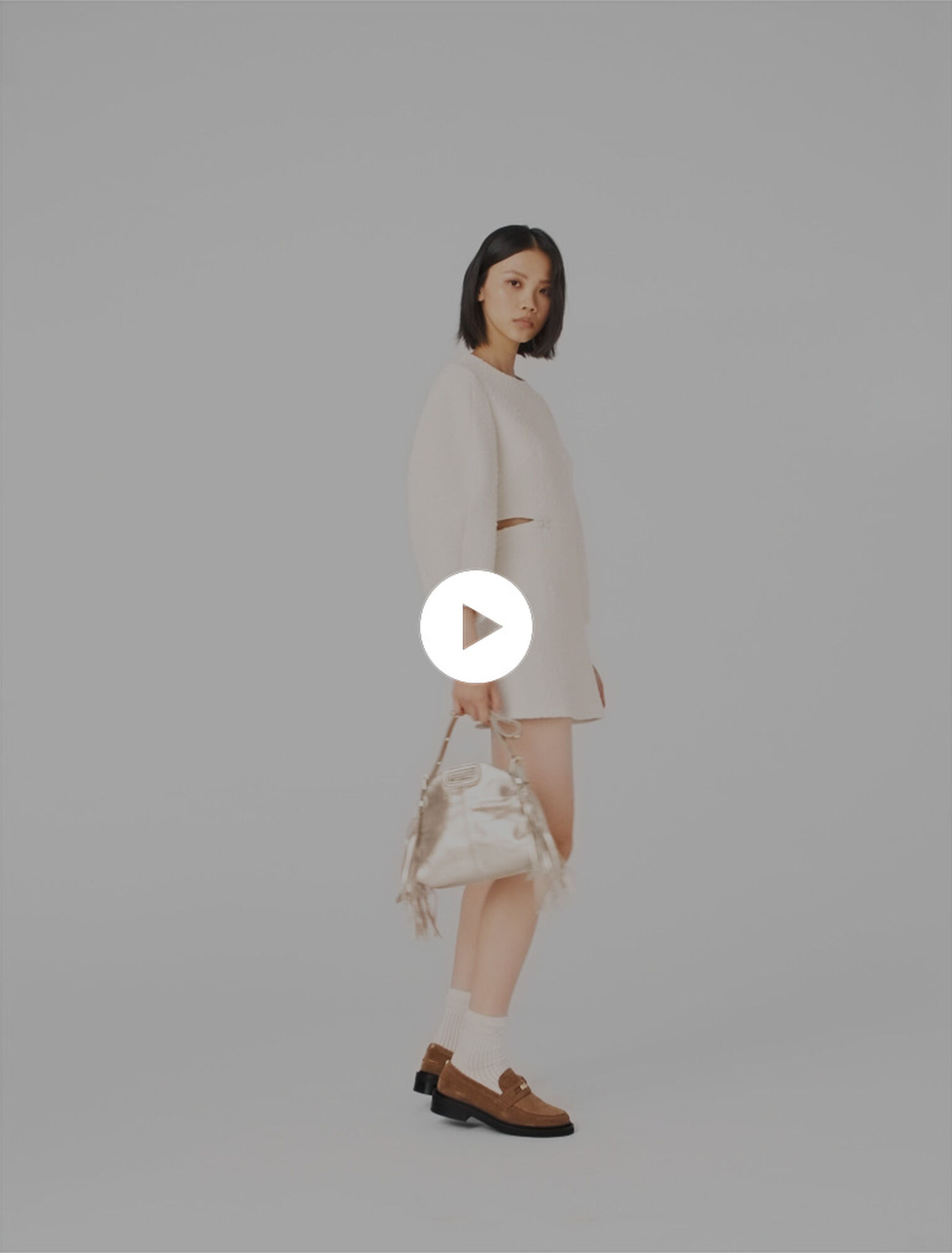 Short balloon-sleeve tweed dress