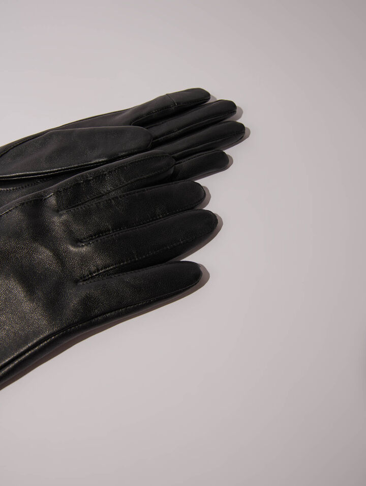 Leather gloves