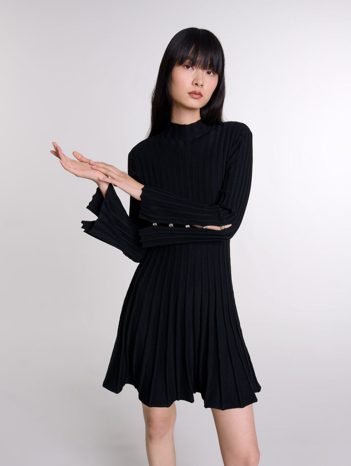 Short knit dress