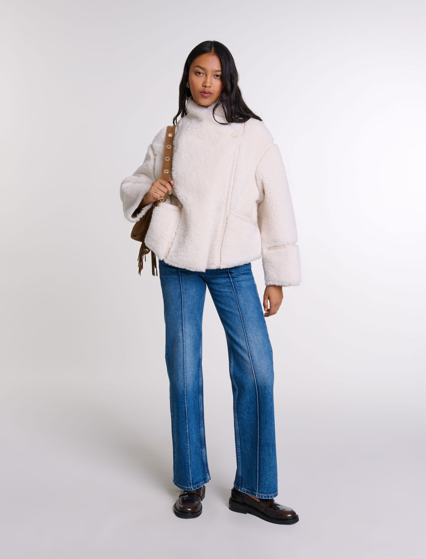 Short white faux fur coat deals
