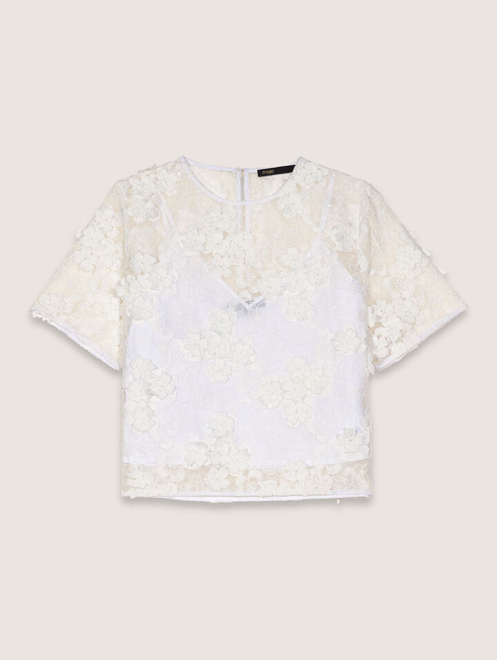 Embroidered short-sleeved top