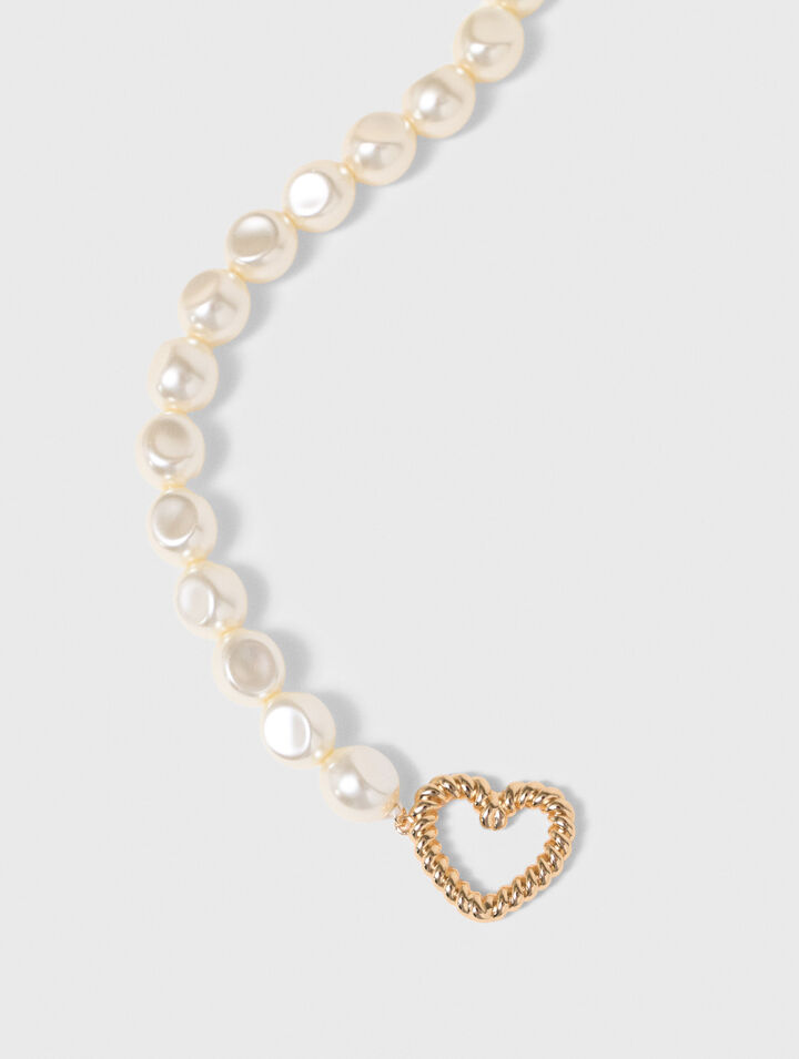 Pearl choker necklace