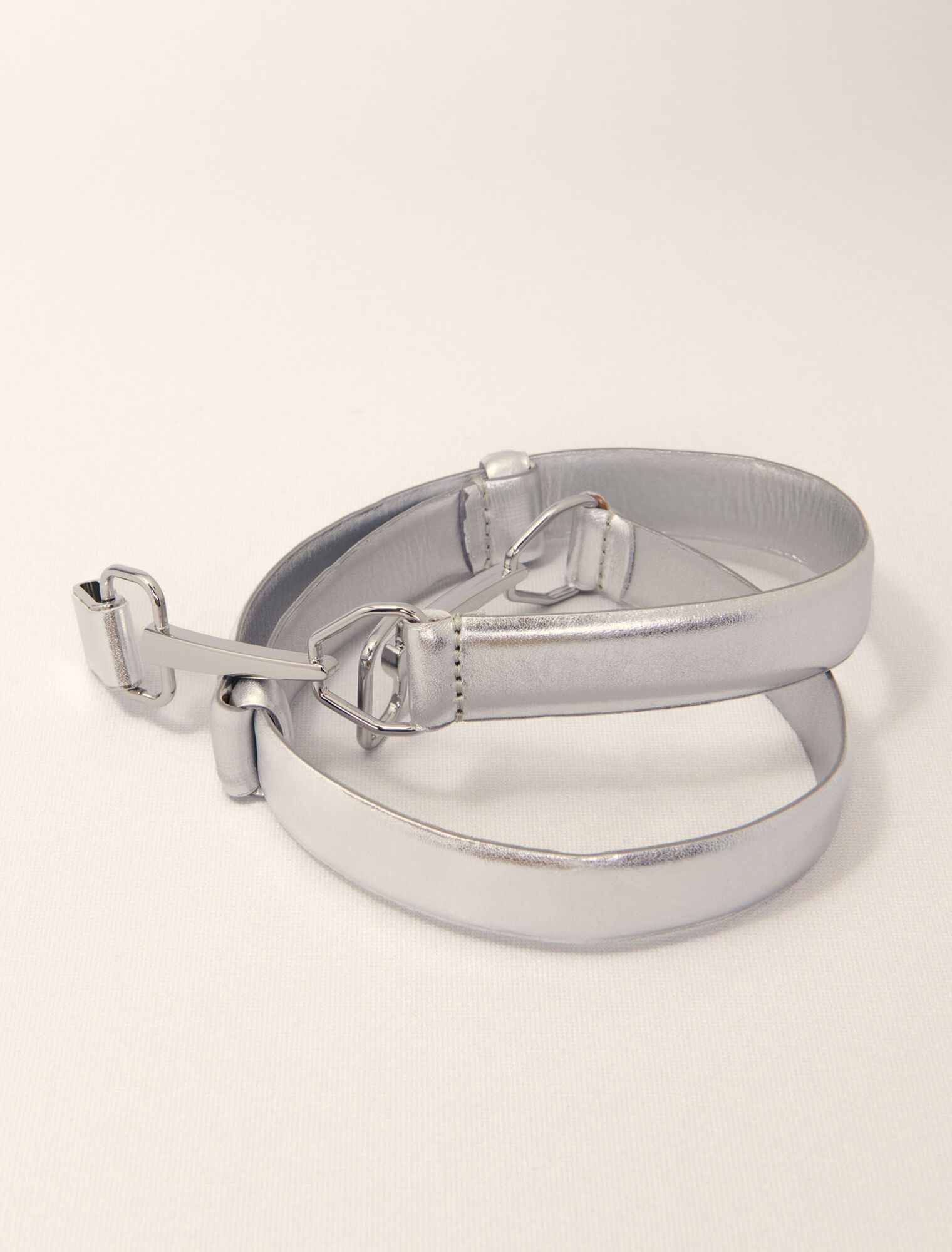 Metallic leather belt
