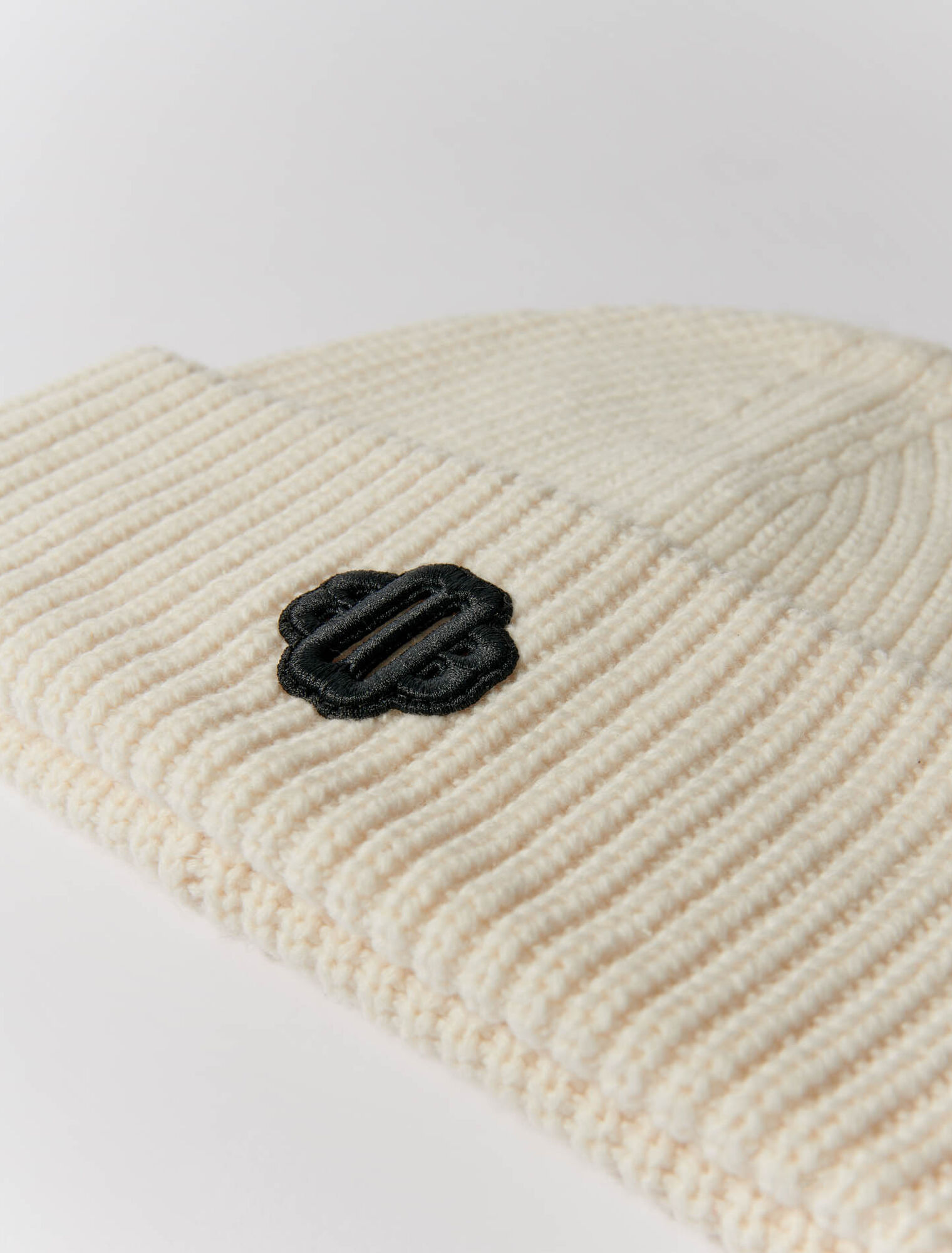 Rib-knit bonnet in wool blend