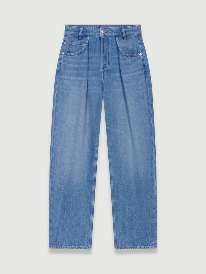 Straight, wide-leg jeans