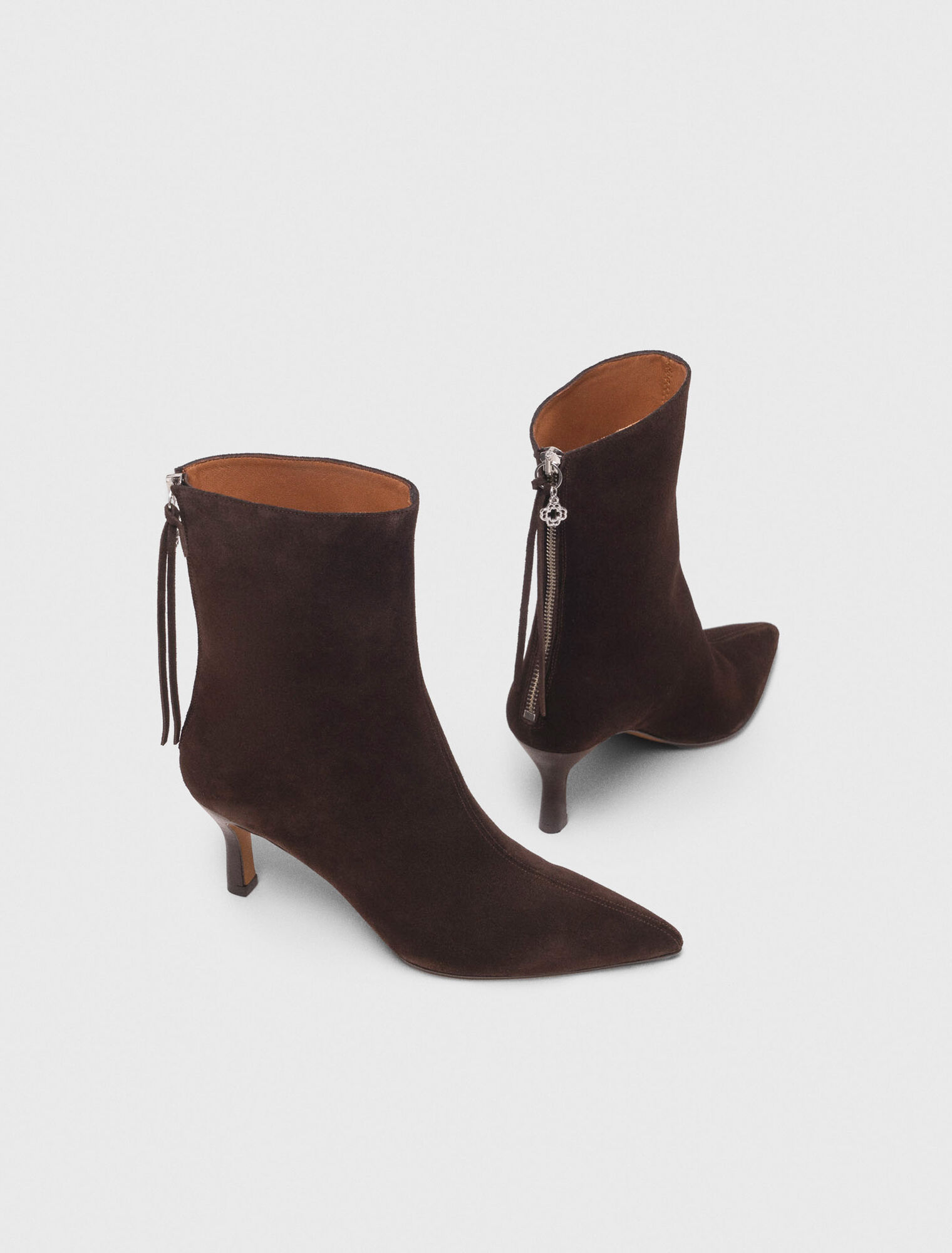 Zipped suede ankle boots
