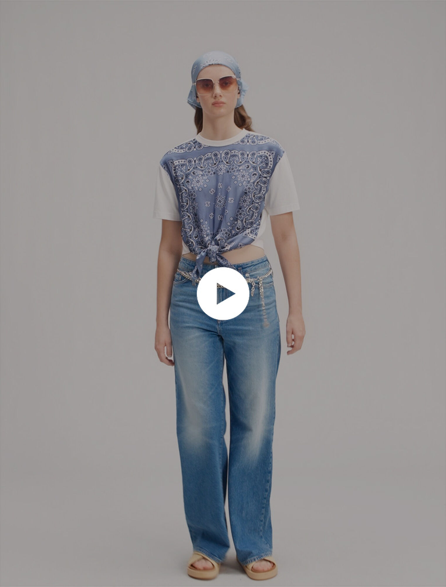 Tie-front T-shirt with print