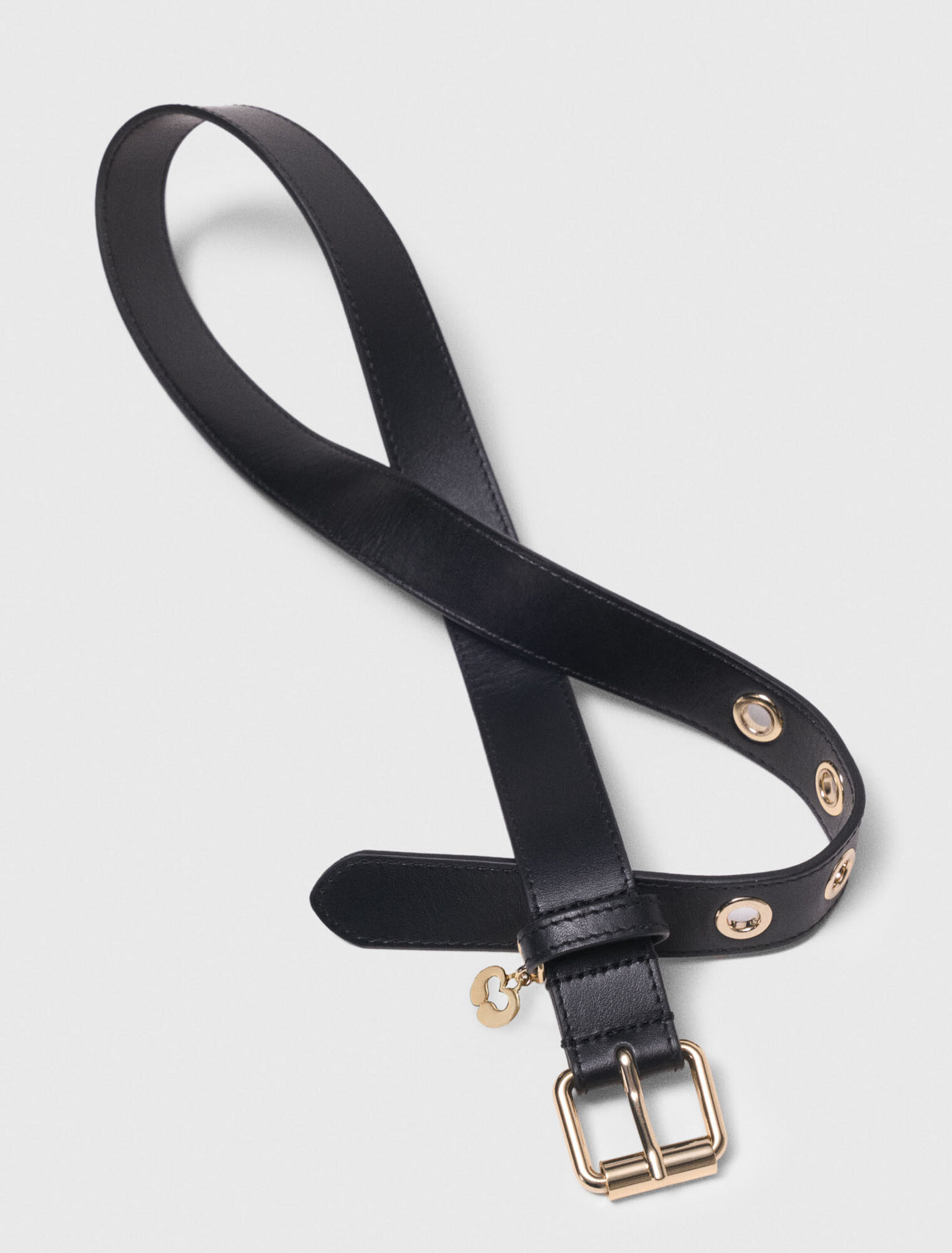 Leather belt with eyelets