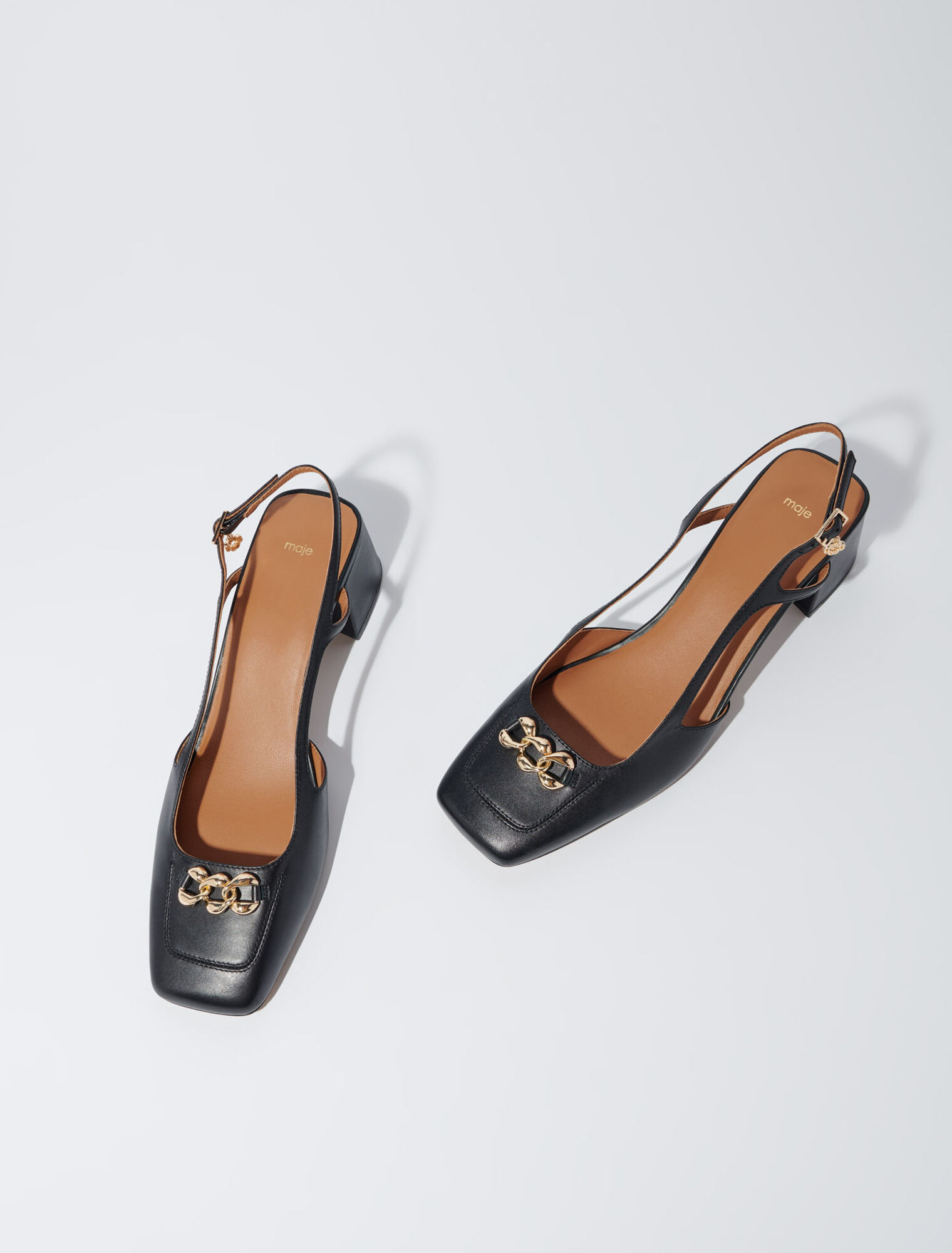Square-toe leather pumps