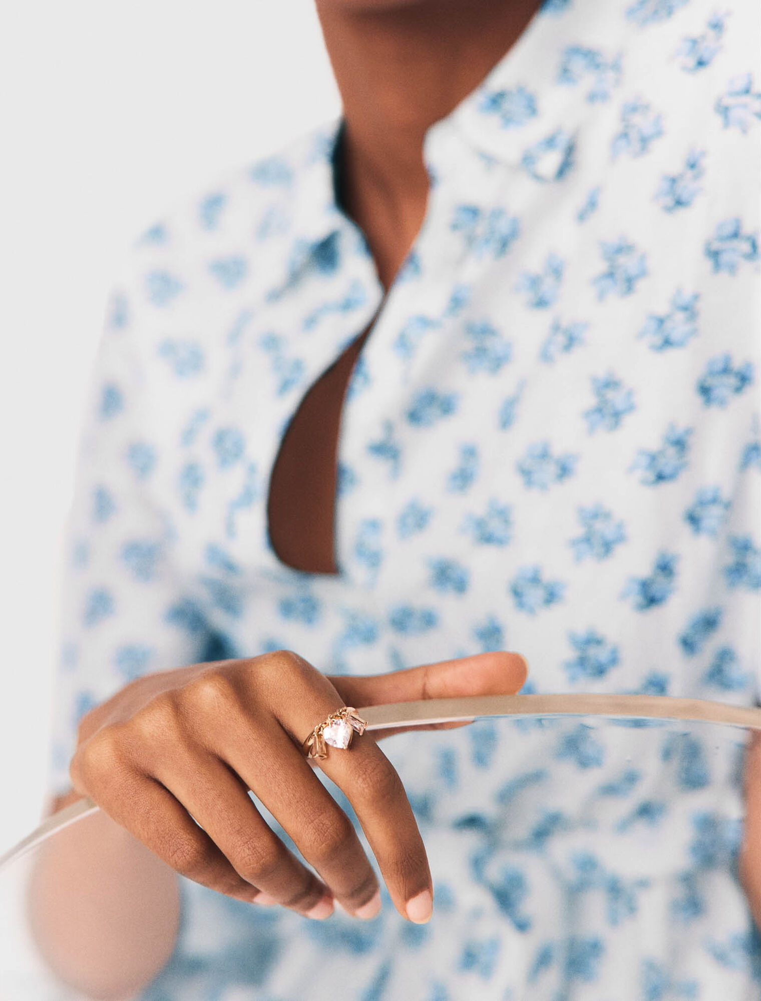 Rhinestone-jewelled gold-tone ring