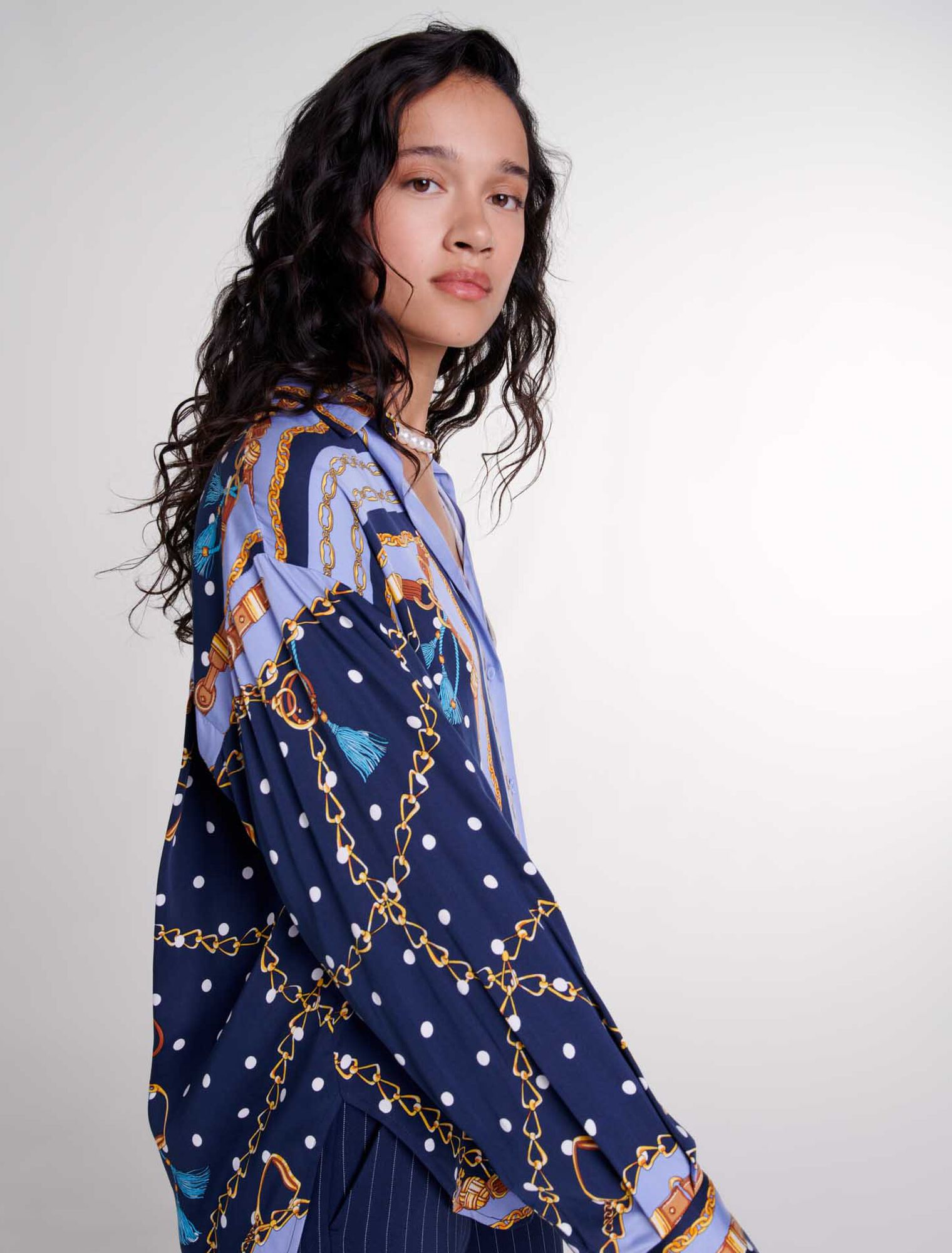 Satin-effect patterned shirt