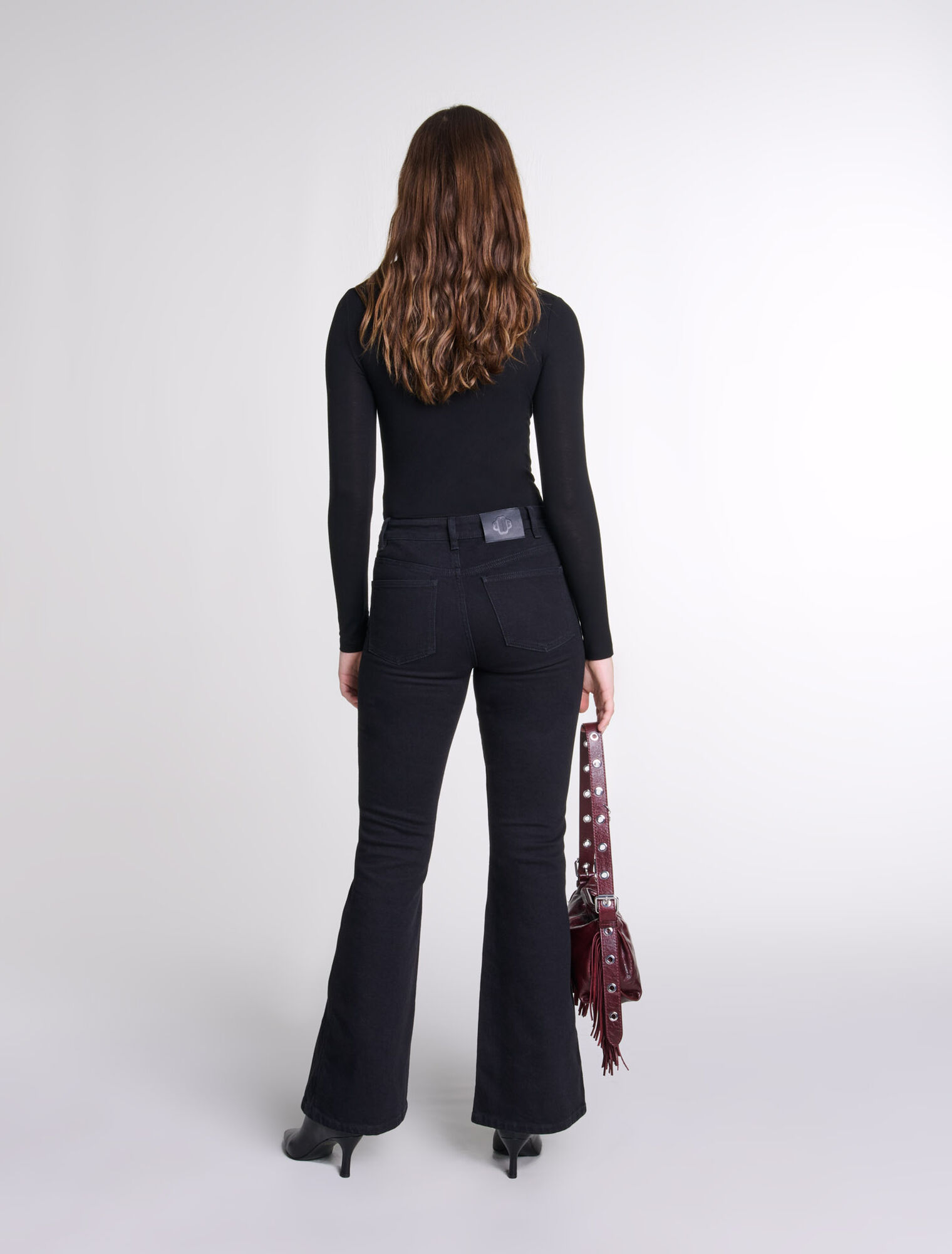 Long-sleeved top