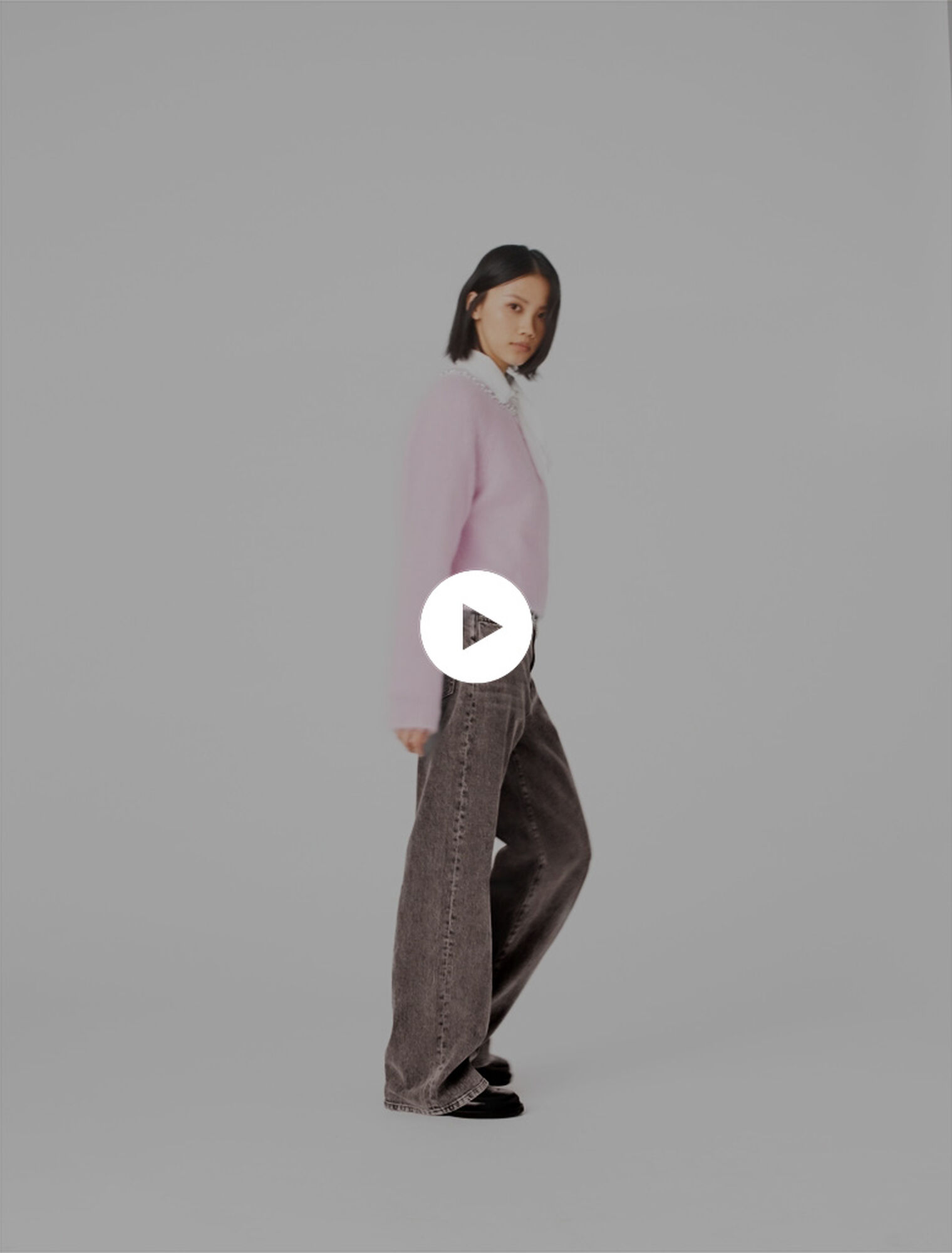 Removable jewel collar jumper