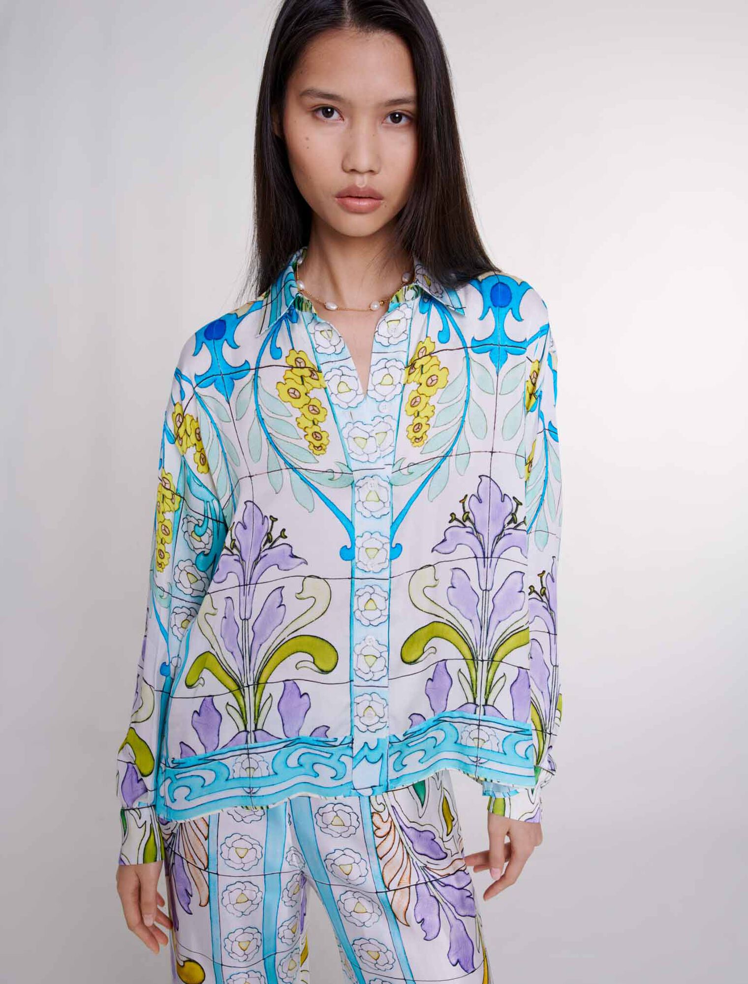 Satin-effect patterned shirt