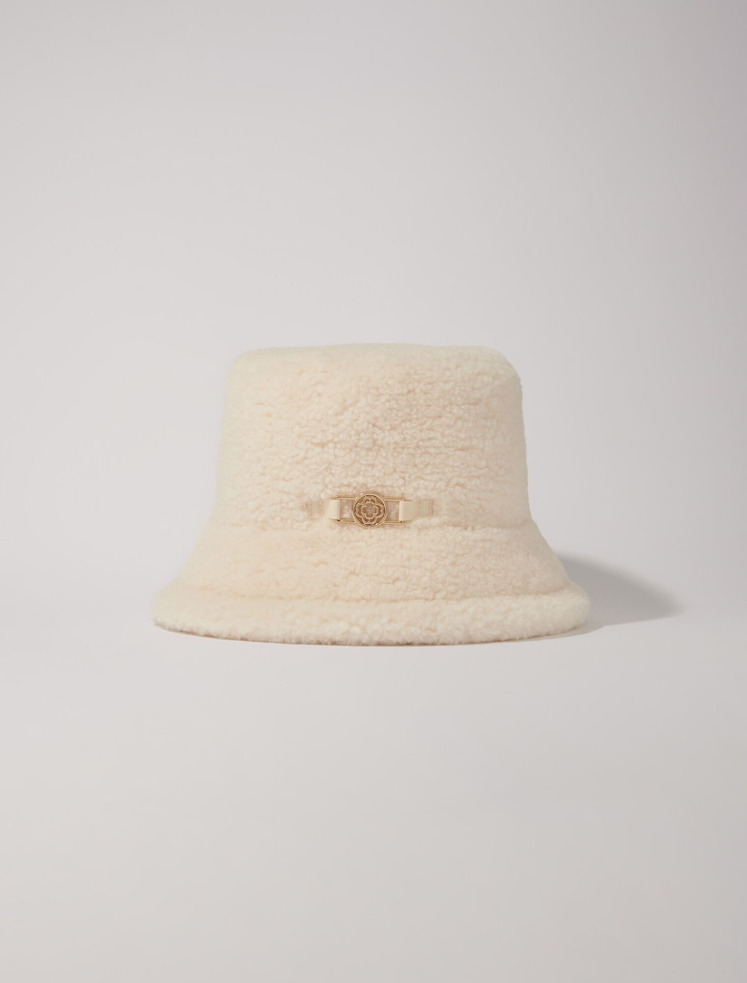 Faux fur bucket hat
