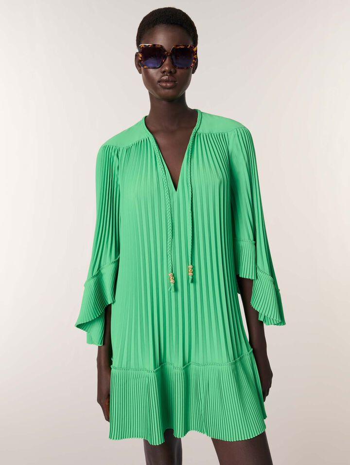 Short pleated dress