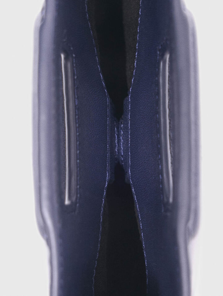 Naplak leather M Mini bag