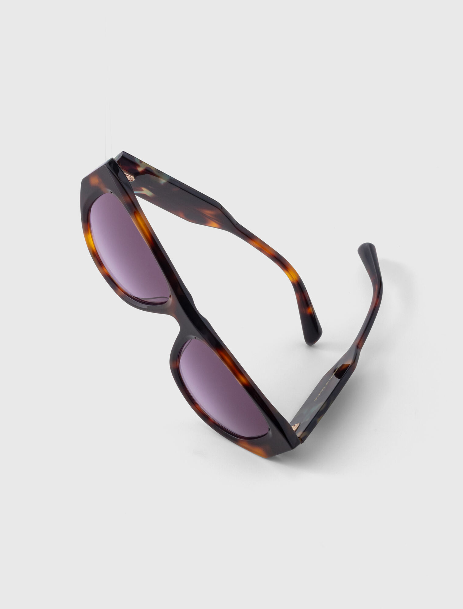 Retro acetate glasses
