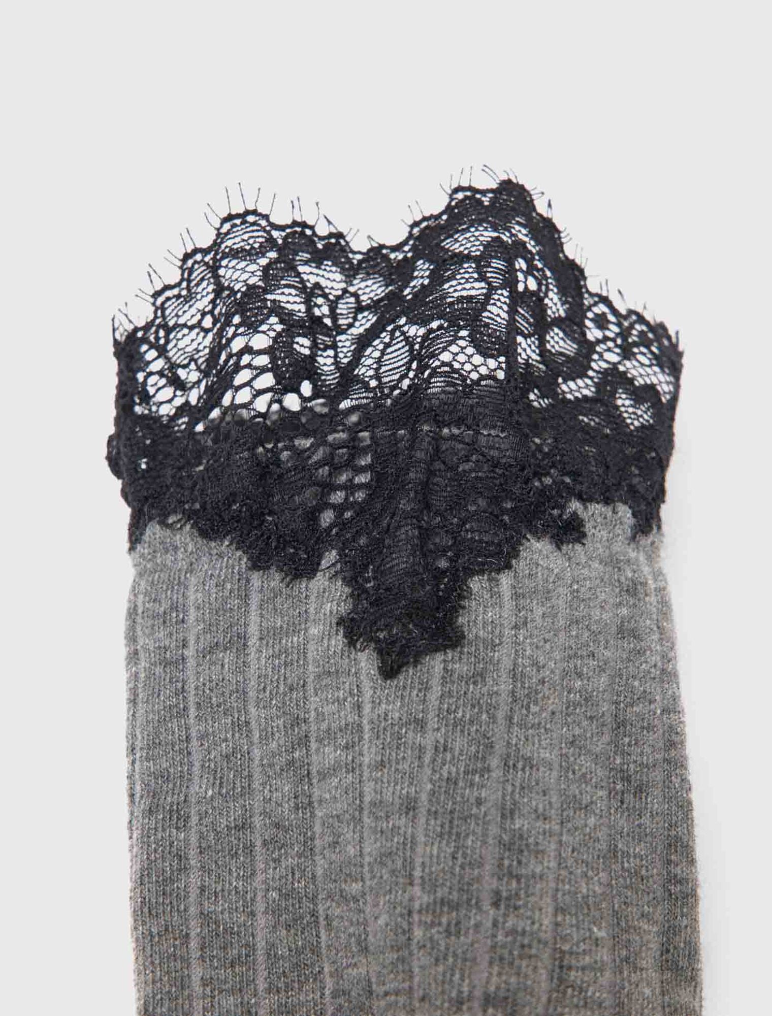 Cotton and lace socks