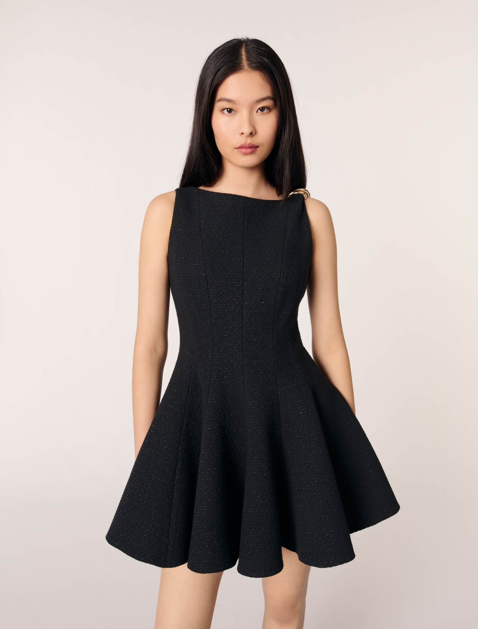 Short flared tweed dress