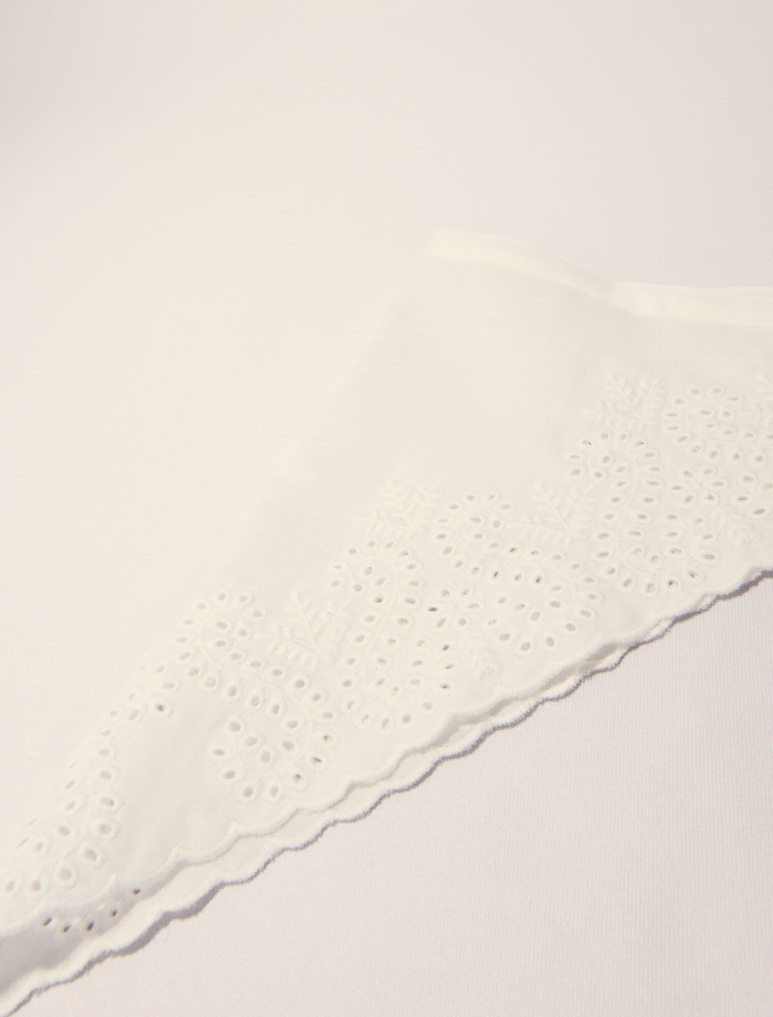 Triangle scarf